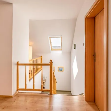 Haus Mit Garten *