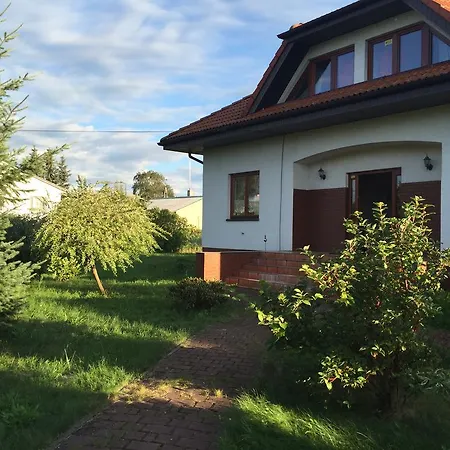 Mit Garten *