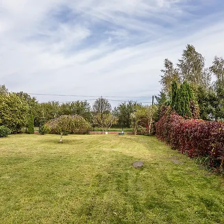 Haus Mit Garten Ferienhaus *